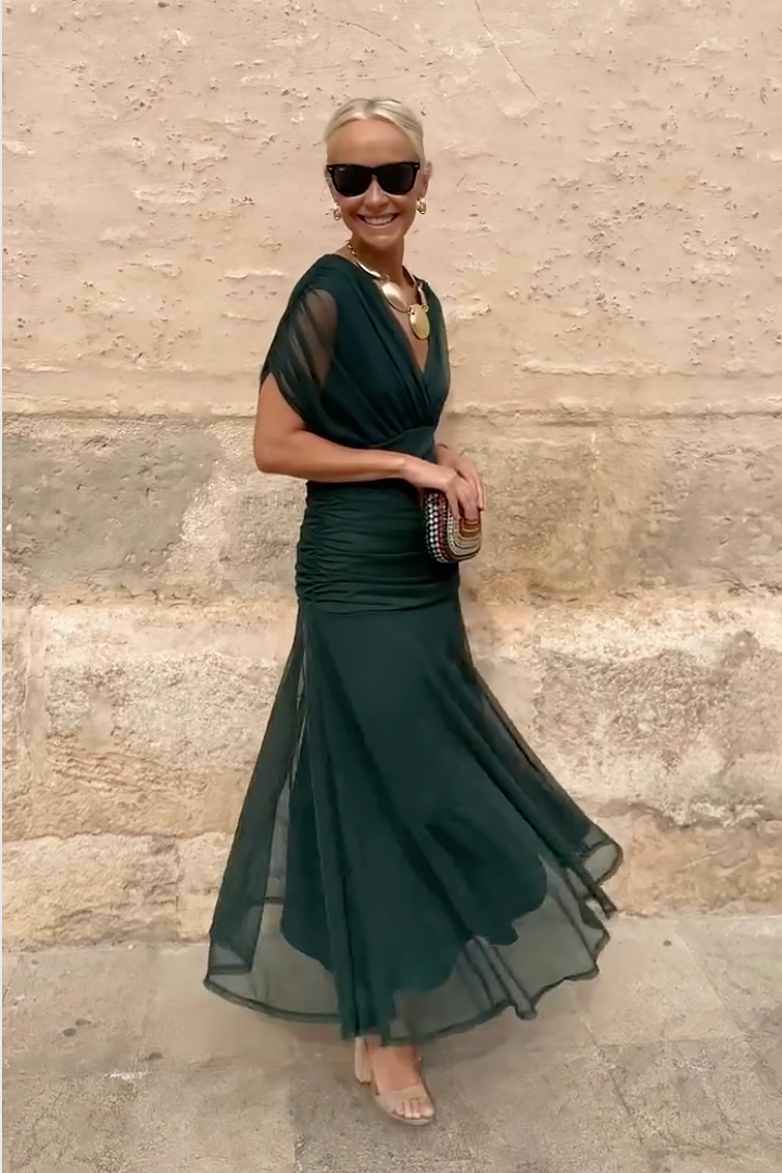 Luisa | Elegante vestito lungo da festa con scollo a V