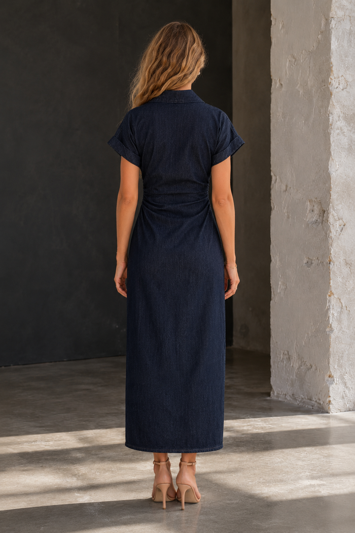 Nina | Abito midi in denim con collo a revers e vita arricciata