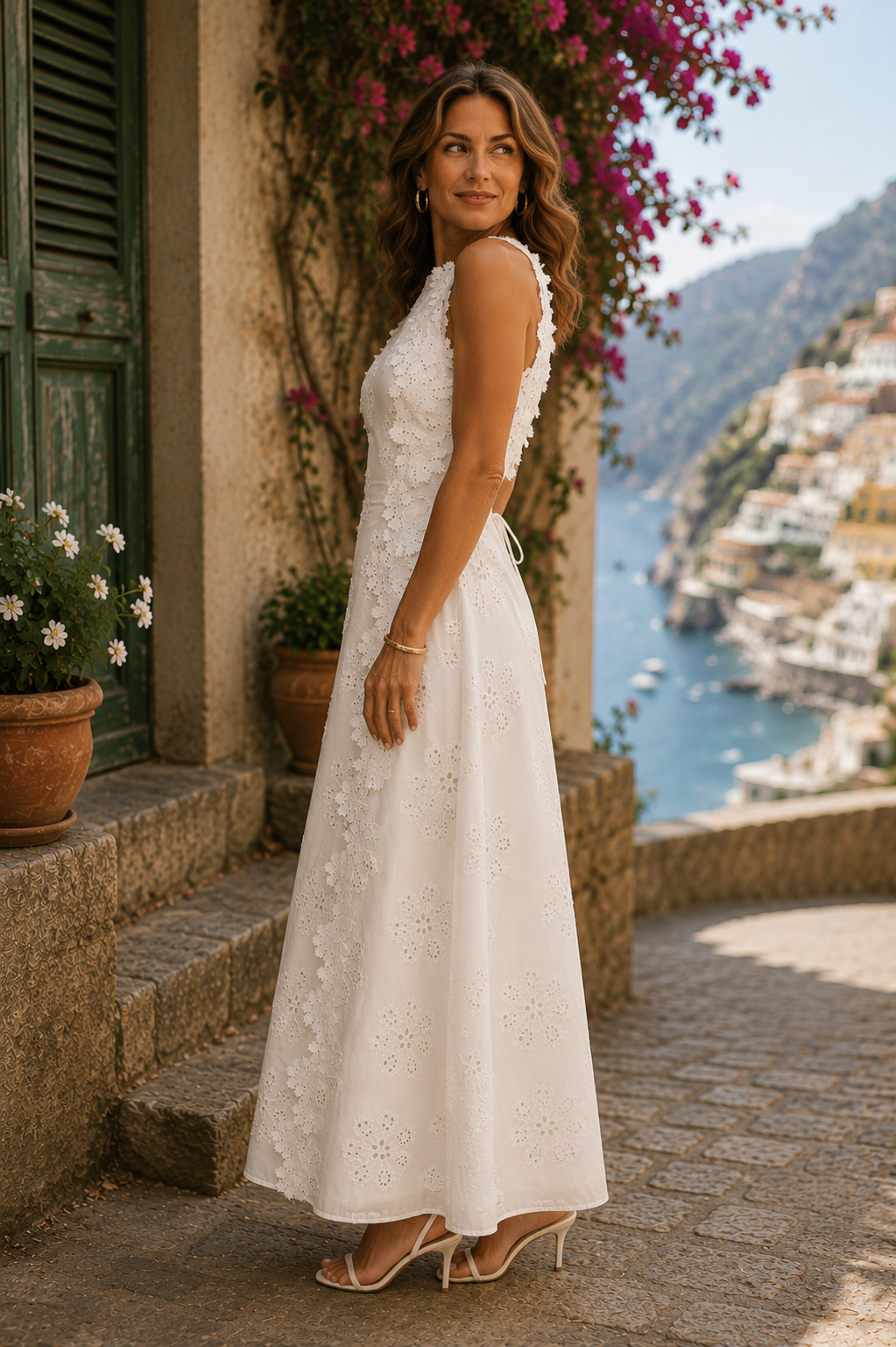Della™ | Abito Maxi Ricamato Eleganza