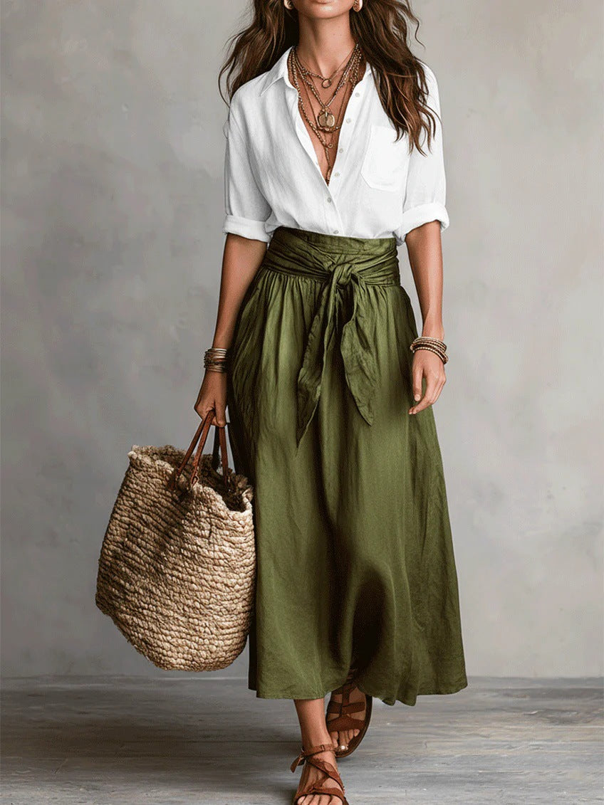 Vera – Completo di due pezzi: t-shirt nera e gonna midi verde oliva