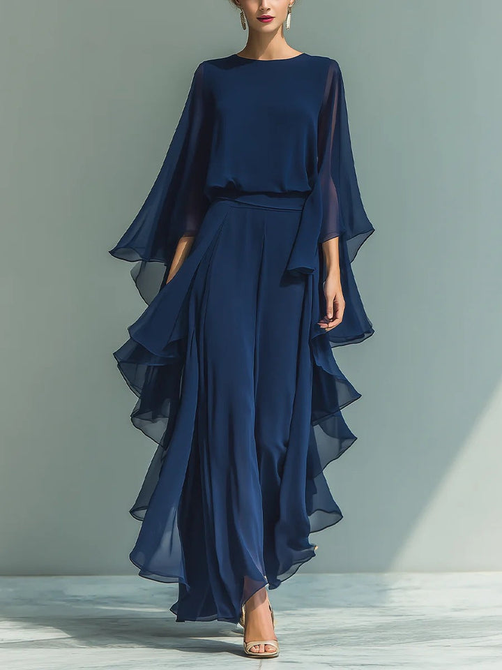Clara - Completo in chiffon blu navy con maniche a campana e pantaloni a gamba dritta con volant