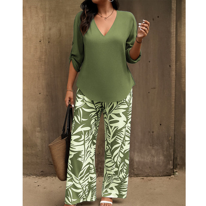 Leire | Completo da Donna con Blusa con Scollo a V e Pantaloni Ampi Stampati